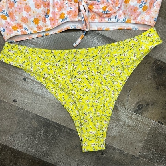 SHEIN Swim Bikini Bundle Set size Medium - Picture 3 of 9